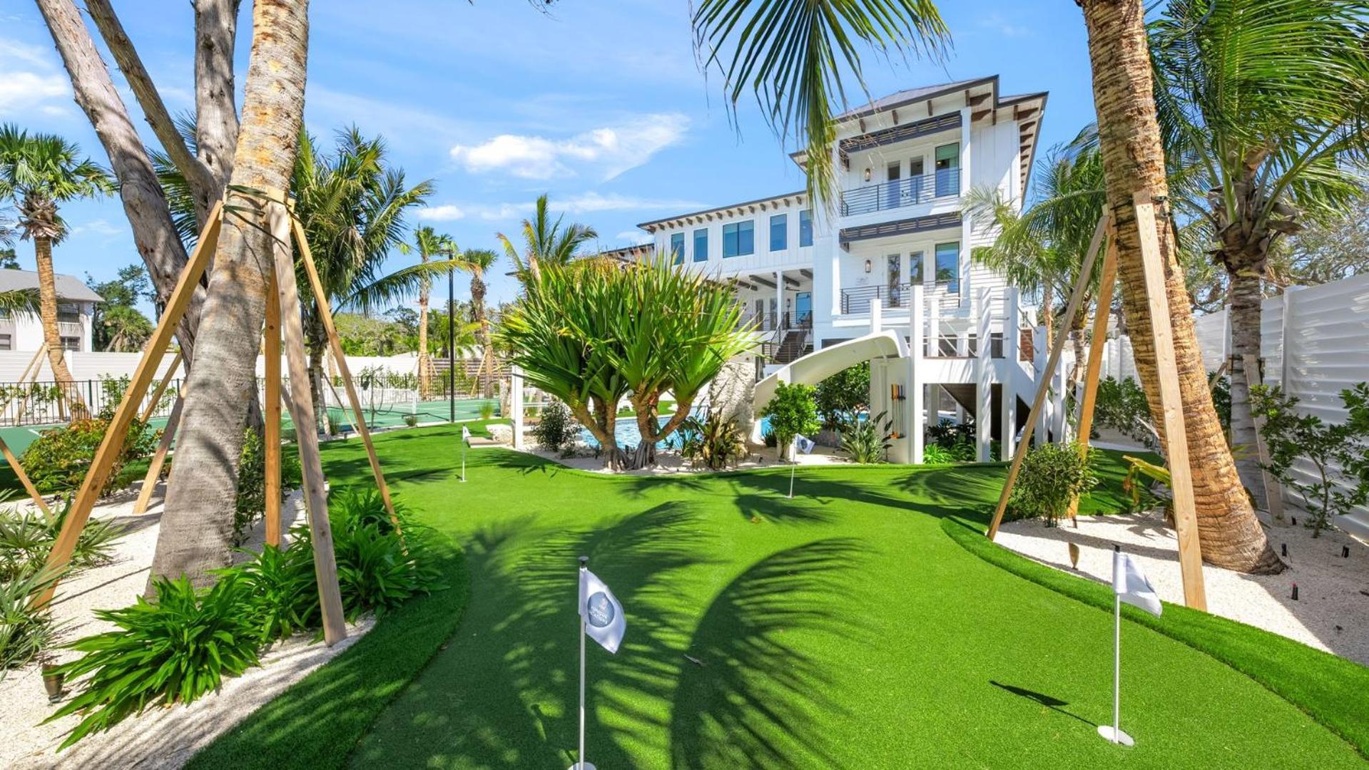 Coastal Canopy * Sarasota